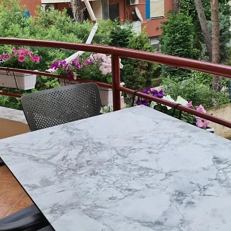 Apartament Family In Golem (Tirana)